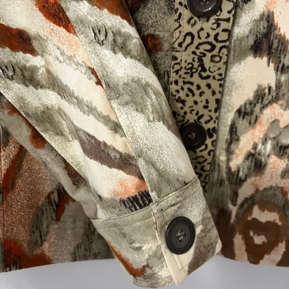CHICOS Beige Orange Cream Zebra Watercolor Button Down Softshell Jacket Size 1 - Picture 6 of 6